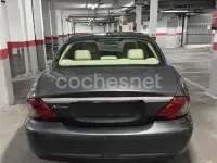 Usado Jaguar X-type Executive 155 CV (114 kW) 2008 Gris / plata Berlina