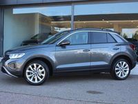 Usado VW T-Roc Life 150 CV (110 kW) 2023 Gris / plata SUV