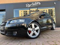 Usado Audi A3 Ambition 105 CV (77 kW) 2005 Negro Utilitario