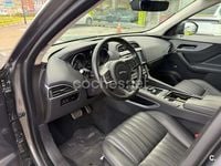 Usado Jaguar F-Pace Prestige 300 CV (220 kW) 2019 Gris / plata SUV