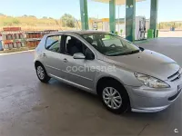 Usado Peugeot 307 110 CV (80 kW) 2005 Gris / plata Berlina