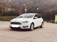 Usado Ford Focus Trend 120 CV (88 kW) 2017 Blanco Berlina