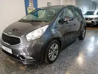 Usado Kia Venga 90 CV (66 kW) 2016 Gris / plata Utilitario