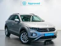 Usado VW T-Roc Life 150 CV (110 kW) 2024 Gris SUV