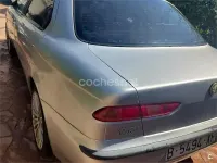 Usado Alfa Romeo 156 144 CV (105 kW) 1999 Gris / plata Berlina