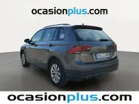 Usado VW Tiguan Edition 125 CV (91 kW) 2017 Gris SUV