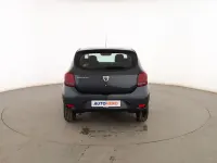 Usado Dacia Sandero Essentiel 73 CV (53 kW) 2019 Gris Berlina