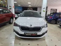 Usado Skoda Scala Ambition 95 CV (69 kW) 2023 Blanco Utilitario