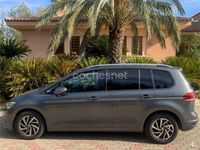Używany VW Touran Advance 150 KM (110 kW) 2018 Szary Minivan