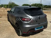 Usado Renault Clio IV Dynamique 90 CV (66 kW) 2013 Gris / plata Berlina