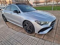 Usado Mercedes CLA200 163 CV (119 kW) 2025 Gris / plata Berlina