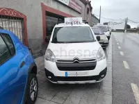 Usado Citroën Berlingo Live 100 CV (73 kW) 2018 Blanco Monovolumen