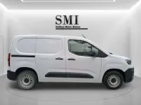 Usado Peugeot Partner S 102 CV (75 kW) 2022 Blanco Monovolumen