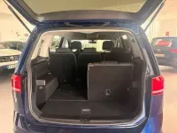 Usado VW Touran Sportline 115 CV (84 kW) 2018 Azul Monovolumen