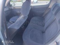 Usado Peugeot 206 70 CV (51 kW) 2003 Azul Berlina