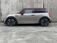 Usado Mini John Cooper Works 231 CV (169 kW) 2022 Gris / plata Utilitario