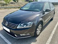 Usado VW Passat Edition 140 CV (102 kW) 2012 Marrón Berlina