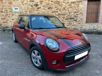 Usado Mini ONE 102 CV (75 kW) 2018 Rojo Utilitario