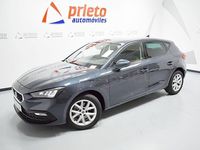 Usado Seat Leon Style 116 CV (85 kW) 2022 Gris / plata Berlina