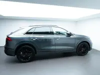 Usado Audi Q8 Sport 286 CV (210 kW) 2024 Gris / plata SUV