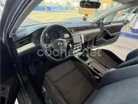 Usado VW Passat Sportline 150 CV (110 kW) 2019 Gris / plata Familiar