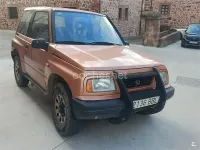 Usado Suzuki Vitara 80 CV (58 kW) 2000 Marrón SUV