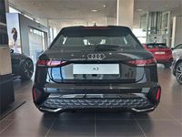 Nuevo Audi A3 S-Line 204 CV (150 kW) 2025 Negro mito Berlina