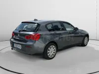 Usado BMW 116 Advantage 109 CV (80 kW) 2015 Gris / plata Utilitario