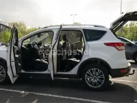 Usado Ford Kuga Titanium 163 CV (119 kW) 2014 Blanco SUV