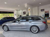 Usado BMW 318 150 CV (110 kW) 2023 Gris Familiar