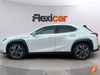 Usado Lexus UX 184 CV (135 kW) 2021 Blanco SUV