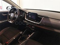 Usado Kia Stonic GT-Line 100 HP (73 kW) 2021 Cinzento SUV