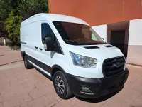 Usado Ford Transit Trend 131 CV (96 kW) 2021 Blanco Van