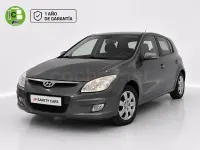 Usado Hyundai i30 Comfort 109 CV (80 kW) 2007 Gris / plata Utilitario
