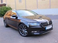 Usado Skoda Superb 150 CV (110 kW) 2017 Familiar