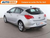 Usado Opel Astra Selective 165 CV (121 kW) 2015 Plateado Familiar