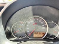 Occasion Toyota Yaris Active 90 ch (66 kW) 2012 Gris Citadine