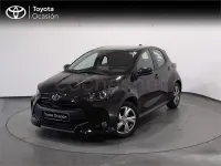 Usado Toyota Yaris Hybrid Active 116 CV (85 kW) 2025 Negro Berlina