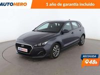 Usado Hyundai i30 121 CV (88 kW) 2019 Gris Berlina