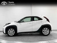 Usado Toyota Aygo X Play 72 CV (52 kW) 2024 Blanco SUV