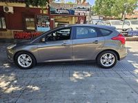 Usado Ford Focus 114 CV (83 kW) 2013 Gris Utilitario