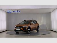 Usado Dacia Sandero Comfort 91 CV (66 kW) 2022 Naranja atacama (metalizado) Utilitario