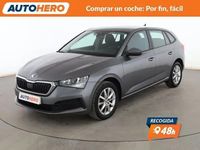Usado Skoda Scala Active 110 CV (80 kW) 2022 Gris Utilitario