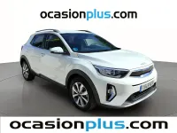 Usado Kia Stonic 101 CV (74 kW) 2025 Blanco SUV