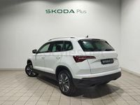 Usado Skoda Karoq Ambition 110 CV (80 kW) 2024 Blanco SUV