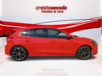 Usado Ford Focus ST-Line 125 CV (91 kW) 2021 Rojo