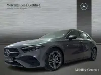 Usado Mercedes A180 109 CV (80 kW) 2024 Gris Utilitario