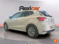 Usado Seat Ibiza FR 110 CV (80 kW) 2023 Blanco Utilitario
