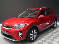 Usado Kia Stonic 99 CV (72 kW) 2023 Rojo SUV