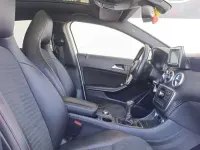 Usado Mercedes A180 AMG line 109 CV (80 kW) 2014 Blanco Utilitario